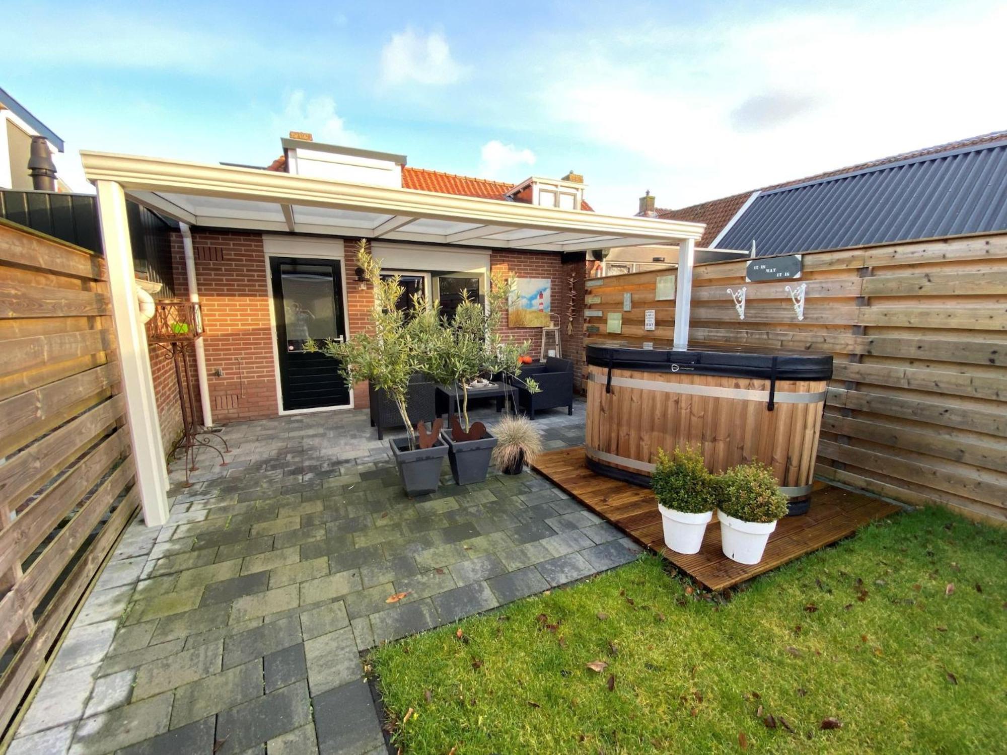 Fantastic Luxury Vacation Home And Next To The Wadden Sea Paesens ภายนอก รูปภาพ